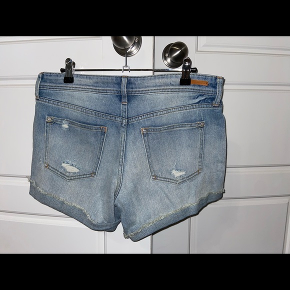 Pilcro Jean shorts - Picture 3 of 4